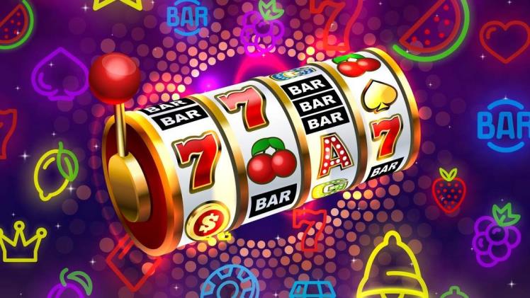 What Are the Benefits of Playing in the Updated Versions of Themed Online Slots?
